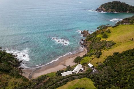 Photo of property in 350 Mcauslin Road, Whananaki, Hikurangi, 0181