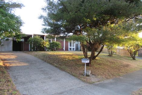Photo of property in 16 Montana Road, Totara Park, Upper Hutt, 5018