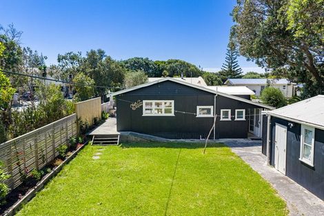 Photo of property in 873 Cove Road, Waipu, 0582