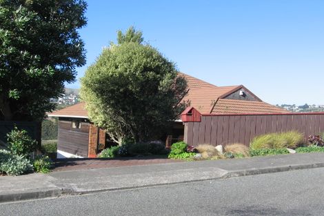 Photo of property in 11 Maywood Grove, Churton Park, Wellington, 6037