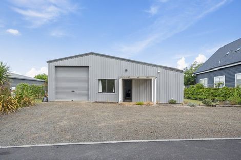 Photo of property in 130 Kenrigg Road, Kinloch, Taupo, 3377