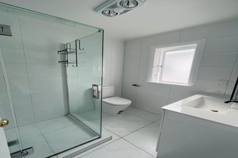 Photo of property in 215 Mount Albert Road, Wesley, Auckland, 1025