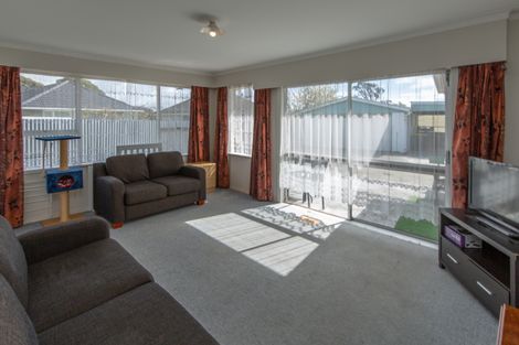 Photo of property in 58 Meon Street, Aranui, Christchurch, 8061