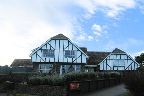 Photo of property in 10 Tudor Court, Paraparaumu Beach, Paraparaumu, 5032