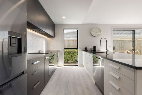 Photo of property in 62 Freedom Drive, Kelvin Grove, Palmerston North, 4414