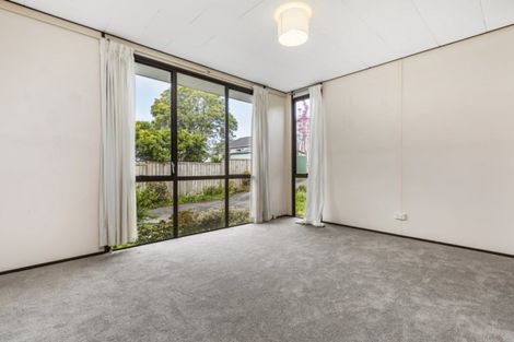 Photo of property in 1/3175 Great North Road, New Lynn, Auckland, 0600