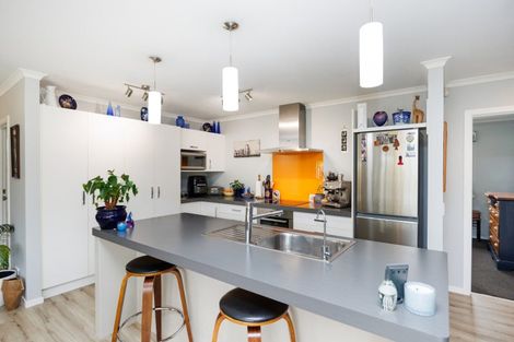 Photo of property in 4 Poplar Grove, Feilding, 4702