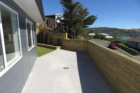 Photo of property in 18a Carluke Street, Paparangi, Wellington, 6037