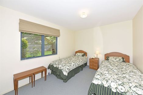 Photo of property in 27 Acorn Close, Waltham, Christchurch, 8023