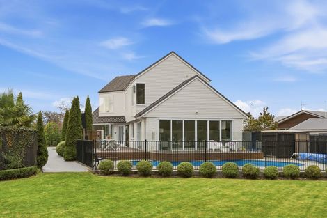Photo of property in 481 Avonhead Road, Avonhead, Christchurch, 8042