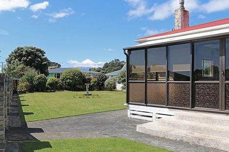 Photo of property in 55 Fox Street, Opunake, 4616