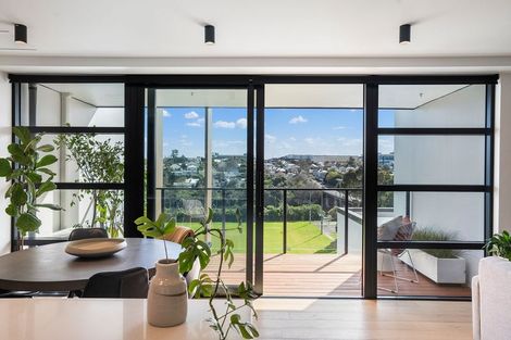 Photo of property in 503/8 Kingsland Terrace, Kingsland, Auckland, 1021