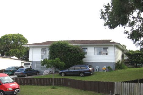 Photo of property in 19 Backhurst Grove, Massey, Auckland, 0614