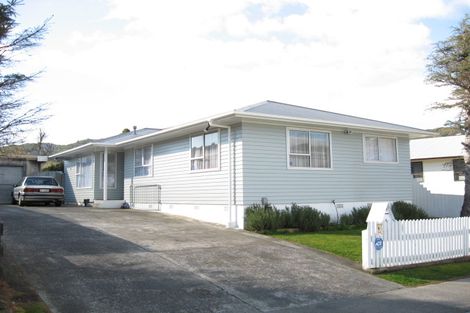 Photo of property in 6 Stockdale Street, Wainuiomata, Lower Hutt, 5014