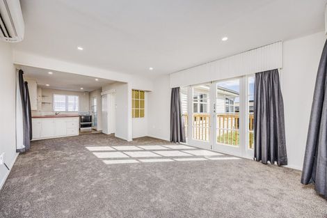 Photo of property in 53b Rollerson Street, Papakura, 2110