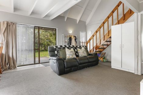 Photo of property in 10a Panama Road, Mount Wellington, Auckland, 1062