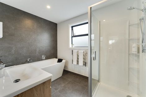 Photo of property in 1 Smitham Drive, Cromwell, 9310