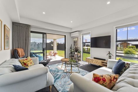 Photo of property in 1 Smitham Drive, Cromwell, 9310