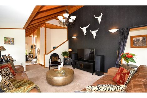 Photo of property in 11 Fairway Drive, Kerikeri, 0230