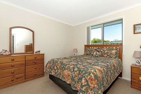 Photo of property in 36 Emily Street, Riverdale, Gisborne, 4010