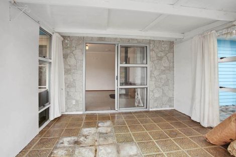 Photo of property in 65 Saffron Street, Birkdale, Auckland, 0626