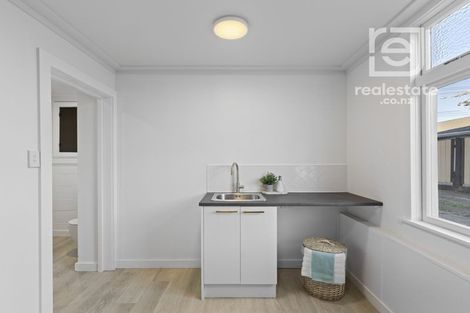 Photo of property in 16 Bulteel Street, New Plymouth, 4310