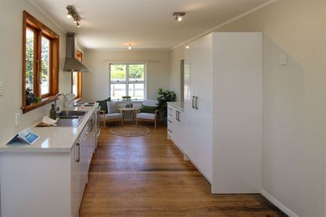 Photo of property in 284 High Street South, Carterton, 5713