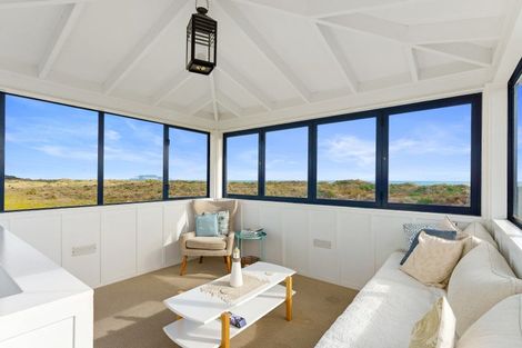 Photo of property in 80 Reay Mackay Grove, Waikawa Beach, Levin, 5573