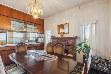 Photo of property in 56 Great South Road, Papakura, 2110