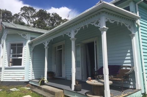 Photo of property in 5 Sampson Lane, Northcote, Auckland, 0627