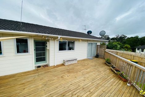 Photo of property in 52 Allington Road, Massey, Auckland, 0614