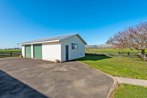 Photo of property in 562 Opiki Road, Opiki, Palmerston North, 4474