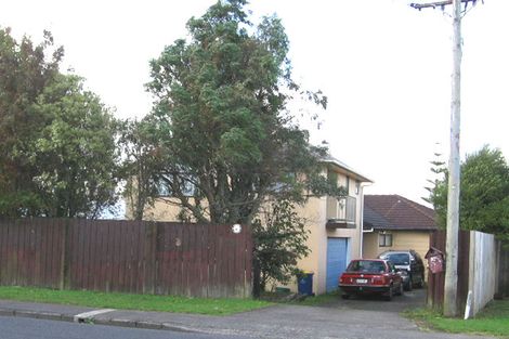 Photo of property in 86 Royal Road, Massey, Auckland, 0614