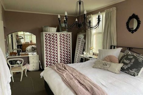 Photo of property in 33 New Brighton Road, Shirley, Christchurch, 8061