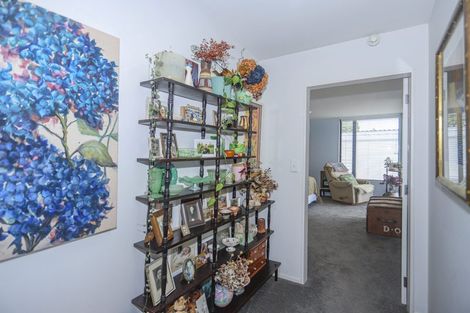 Photo of property in 1/203 Marine Parade, Mount Maunganui, 3116