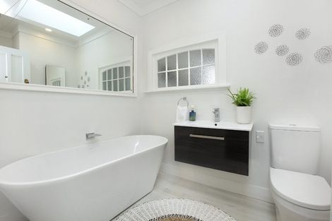 Photo of property in 48 Calgary Street, Mount Eden, Auckland, 1041