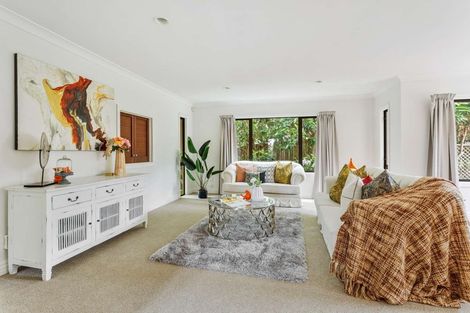 Photo of property in 29 Manu Place, Pinehill, Auckland, 0632