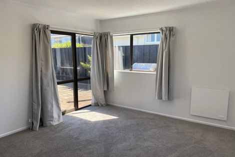 Photo of property in 7a Nathan Avenue, Paraparaumu Beach, Paraparaumu, 5032