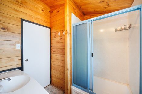 Photo of property in 17 Lockhart Avenue, Milson, Palmerston North, 4414