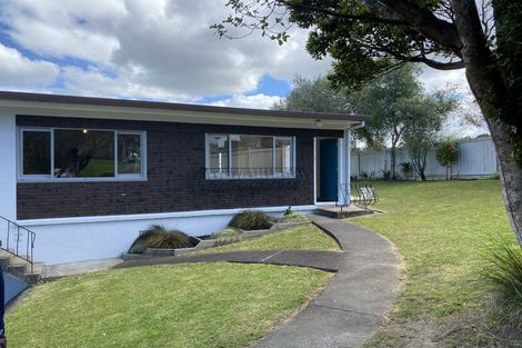 Photo of property in 1/38 Lynden Avenue, Hillcrest, Auckland, 0627