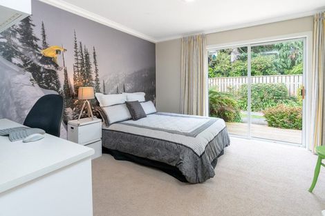 Photo of property in 450 Te Moana Road, Waikanae, 5036