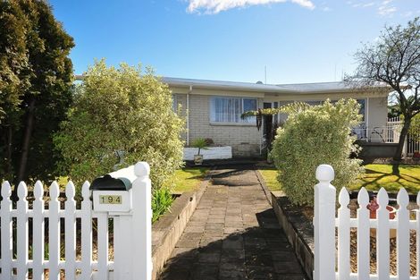 Photo of property in 194 Whatawhata Road, Dinsdale, Hamilton, 3204