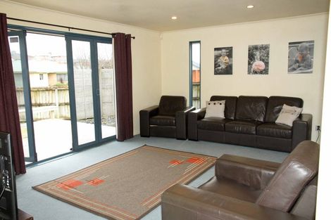 Photo of property in 2 Twickenham Place, Nawton, Hamilton, 3200