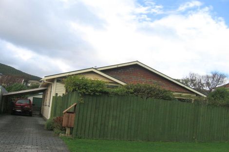 Photo of property in 52 Beauchamp Street, Tawa, Wellington, 5028