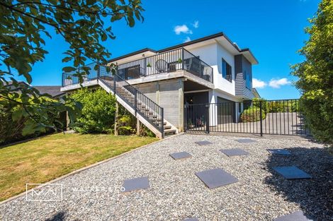 Photo of property in 14 Cosgrove Rise, Riverstone Terraces, Upper Hutt, 5018