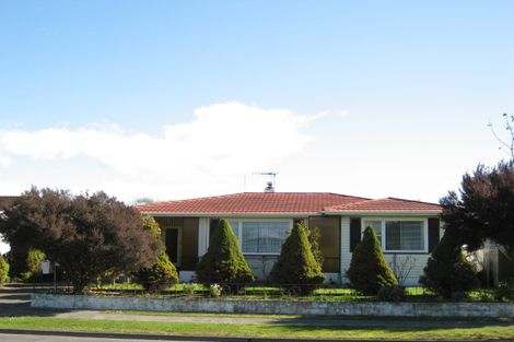 Photo of property in 90 Bill Hercock Street, Pirimai, Napier, 4112