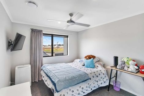 Photo of property in 16 Brian Keogh Lane, Wigram, Christchurch, 8025