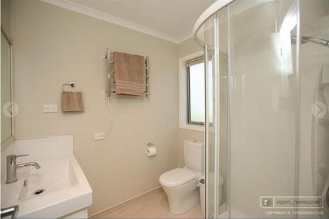 Photo of property in 37 Paynters Avenue, Strandon, New Plymouth, 4312