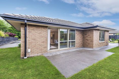 Photo of property in 10 Cyclamen Place, Aidanfield, Christchurch, 8025