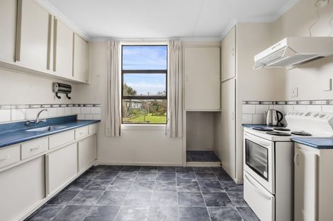 Photo of property in 22 Law Street, Caversham, Dunedin, 9012